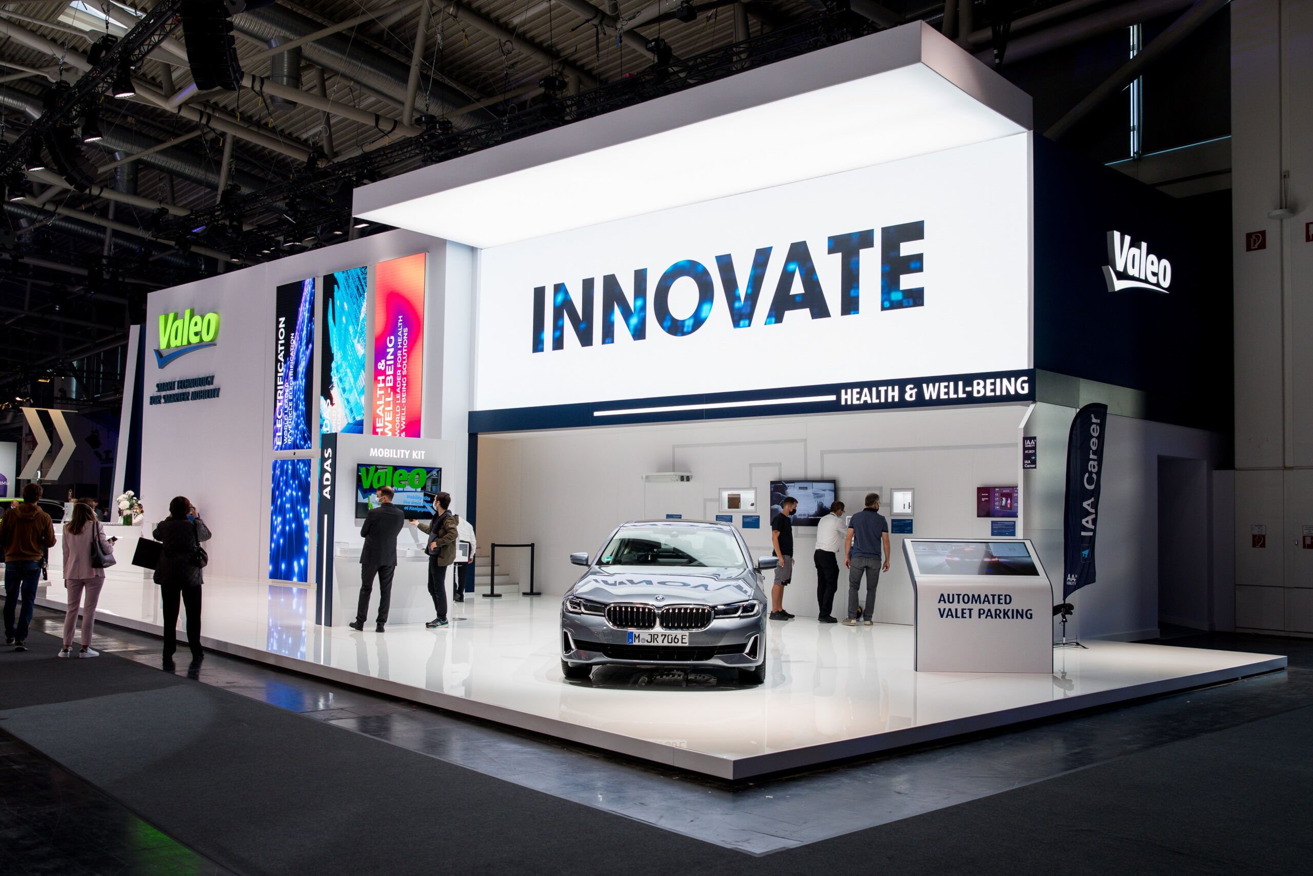 Valeo-booth-IAA-Mobility-2021-c-scaled-7